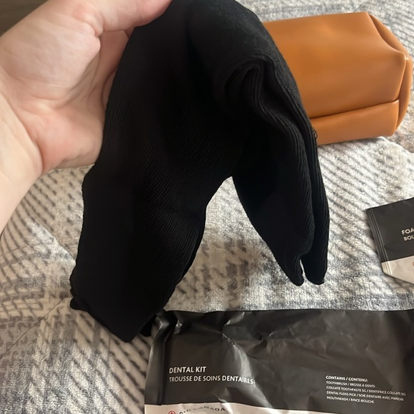 Aqua Di Parma Air canada cosmetic bag and travel kit 8 pcs - Picture 6 of 12